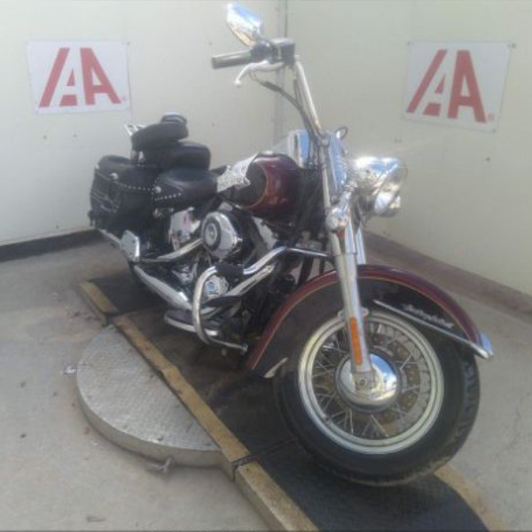 Moto americana Harley Davidson reparable con alto valor de reventa en Panamá